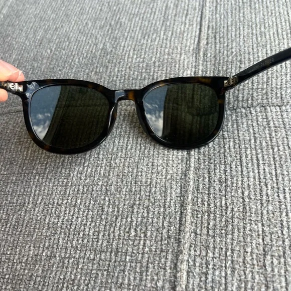 Warby Parker Ryland Sunglasses - Picture 5 of 6